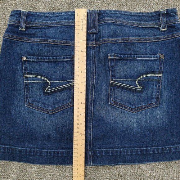 ✨ American Eagle Jean Skirt Womens 8 Blue Cotton Denim Stretch Button Pockets ✨ - Picture 7 of 8